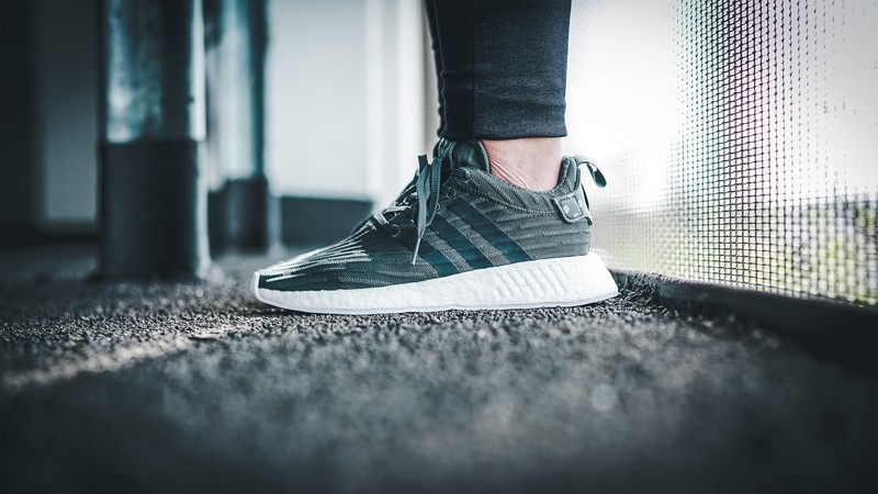 Adidas nmd r2 roller knit hotsell